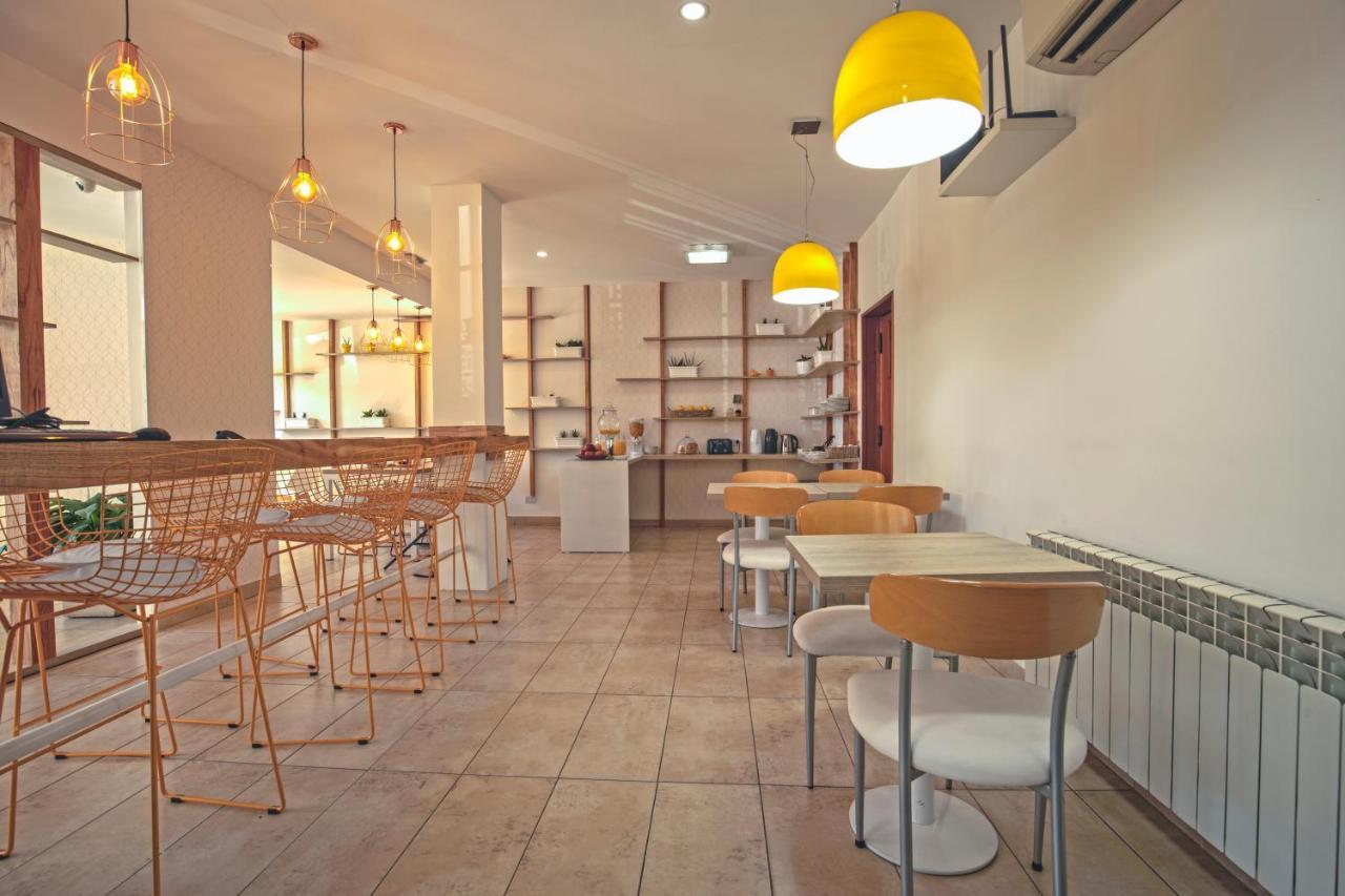 Hotel Huemul Neuquén Zewnętrze zdjęcie