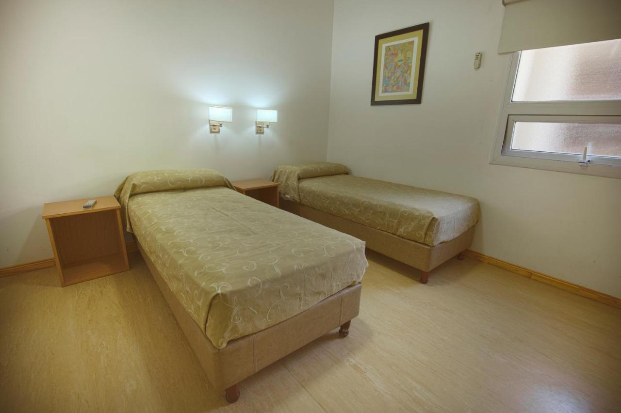 Hotel Huemul Neuquén Zewnętrze zdjęcie