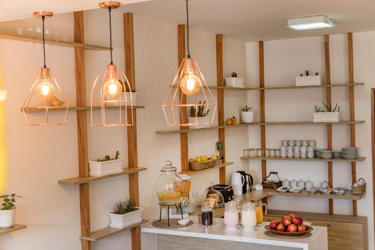 Hotel Huemul Neuquén Zewnętrze zdjęcie