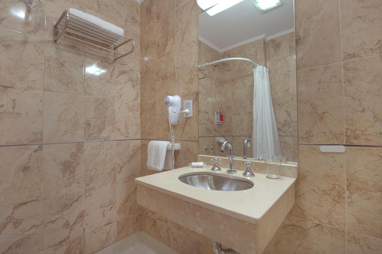 Hotel Huemul Neuquén Zewnętrze zdjęcie