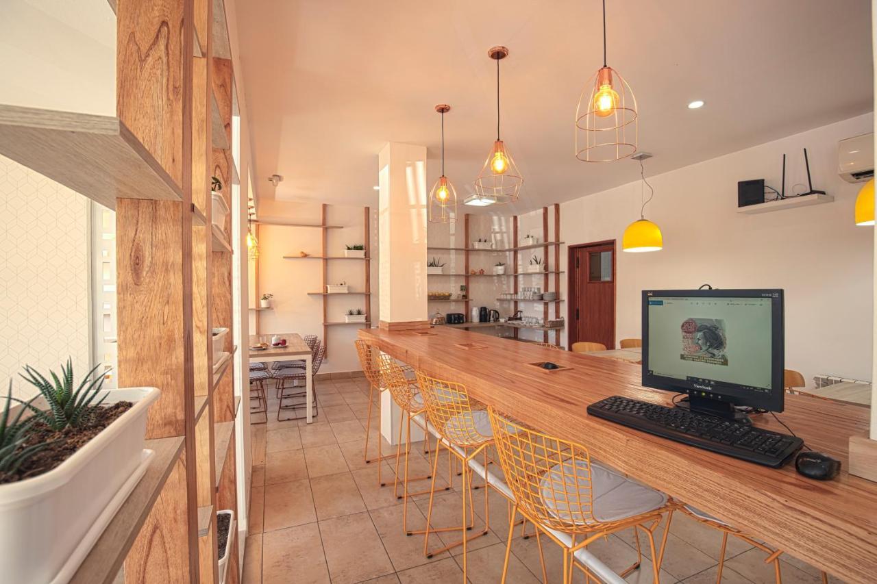 Hotel Huemul Neuquén Zewnętrze zdjęcie